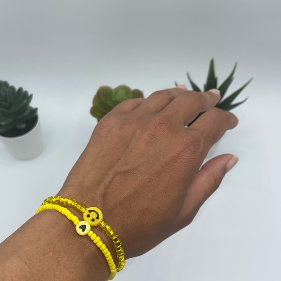 Handmade Trendy Y2K Inspired Glass Seed Bead Bracelet Set - Picture 3 of 7